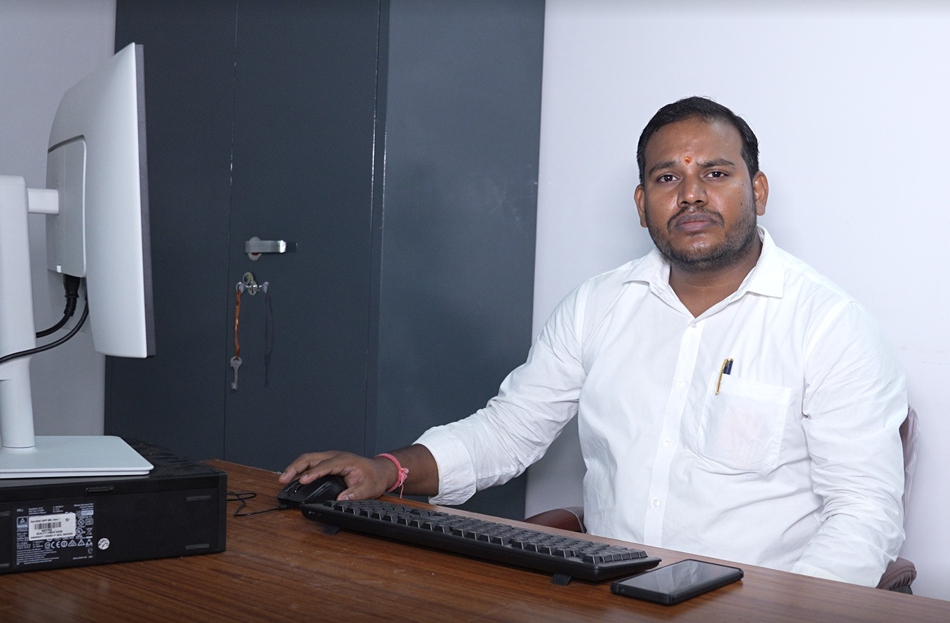 Principal - Neu Oxford Public School